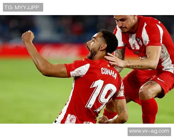 罗伯特桑切斯与库库雷利亚今日重返训练场状态回暖